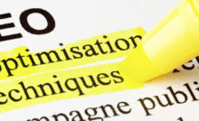 SEO optimisation, texte surligné avec un stylo-feutre jaune